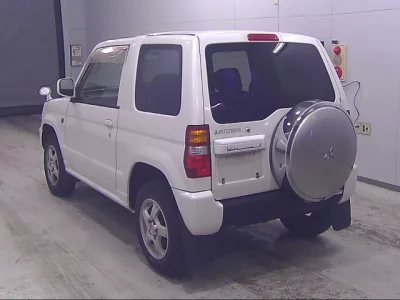 Mitsubishi Pajero Mini