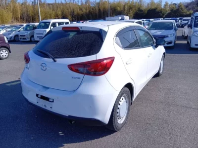 Mazda Mazda2