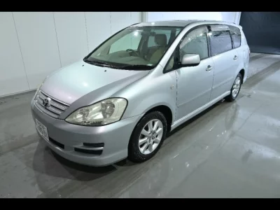 Toyota Ipsum