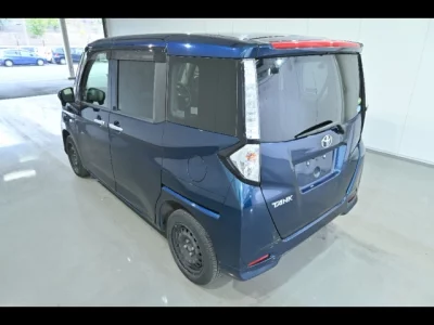 Toyota Tank