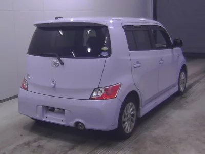 Toyota bB