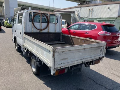 Mazda Titan