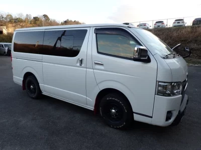 Toyota HiAce Van