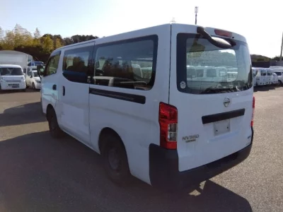Nissan Caravan