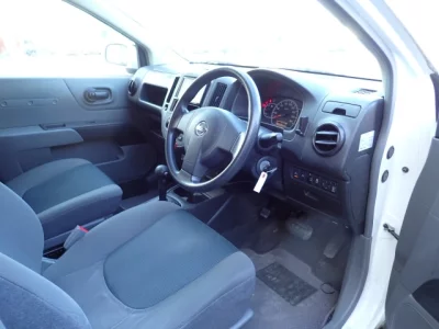 Nissan AD