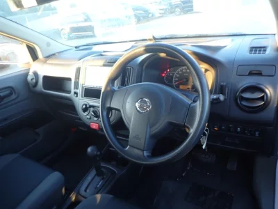 Nissan AD