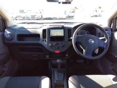 Nissan AD