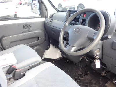 Daihatsu Hijet Deck Van