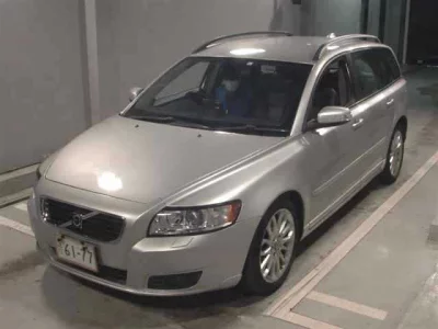 Volvo V50