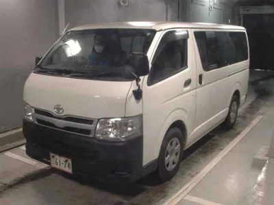 Toyota HiAce Van