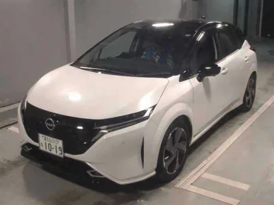 Nissan Aura