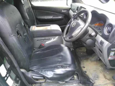 Nissan Caravan