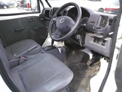 Nissan CLIPPER TRUCK