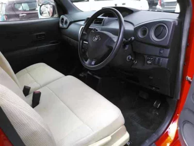 Toyota bB