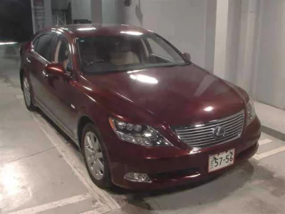 Lexus LS600h