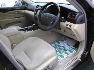Lexus LS600h