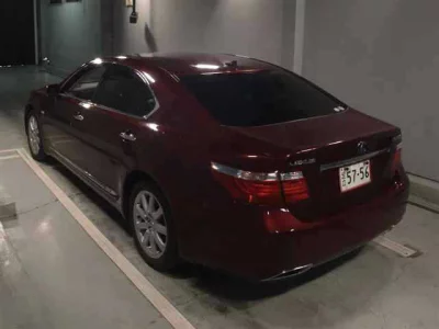 Lexus LS600h