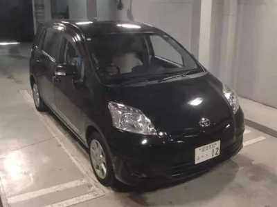 Toyota Passo Sette