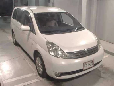 Toyota Isis