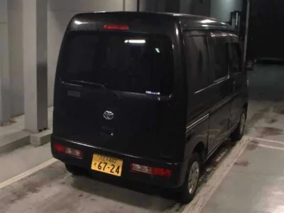 Toyota Pixis Van