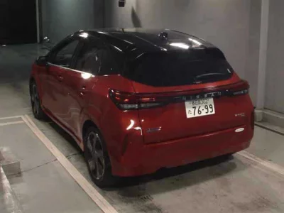 Nissan Aura