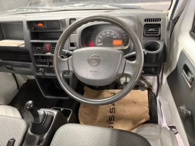 Nissan CLIPPER TRUCK