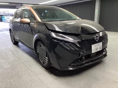 Nissan AURA