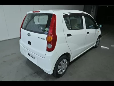 Subaru Pleo
