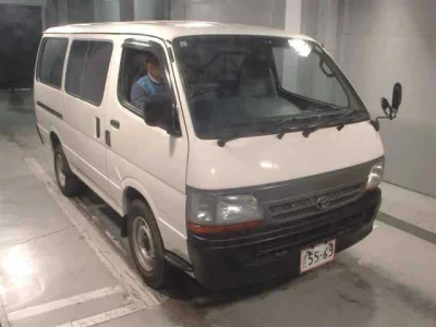 Toyota HiAce Van