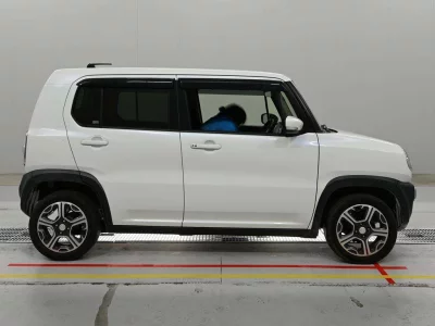 Mazda Flair Crossover