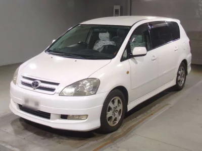 Toyota Ipsum