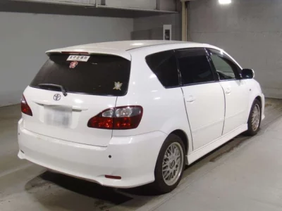 Toyota Ipsum