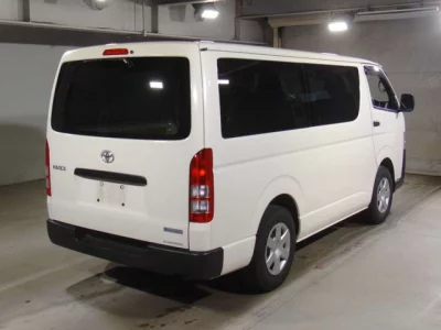 Toyota HiAce Van