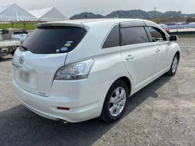Toyota Mark X Zio