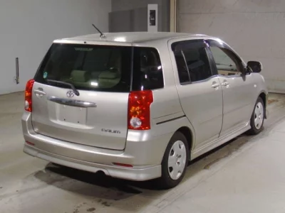 Toyota Raum