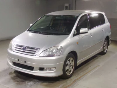 Toyota Ipsum