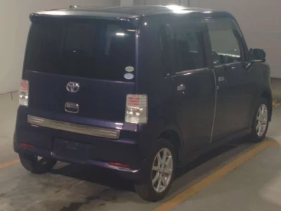 Toyota Pixis Space