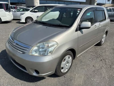 Toyota Raum