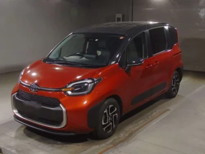 Toyota Sienta