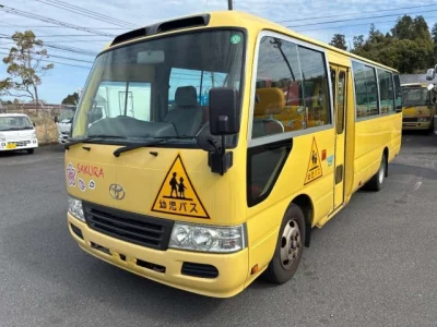 Toyota COASTER
