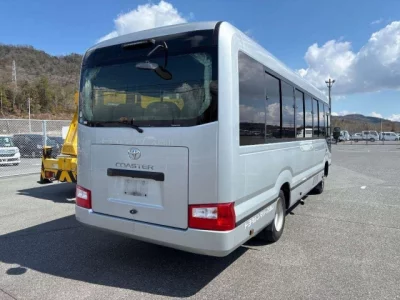 Toyota COASTER