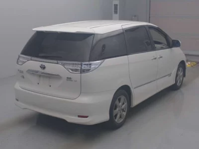 Toyota ESTIMA HYBRID