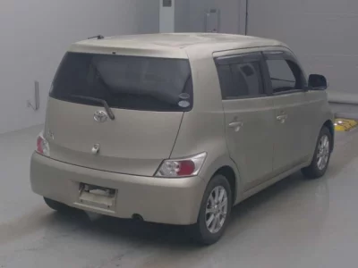 Toyota bB