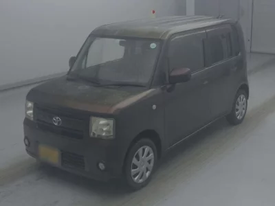 Toyota PIXIS SPACE