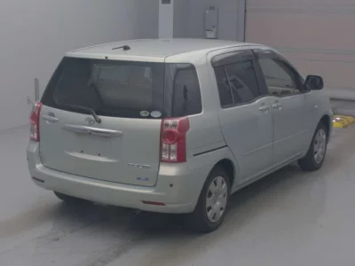 Toyota Raum