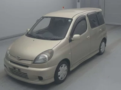 Toyota Funcargo