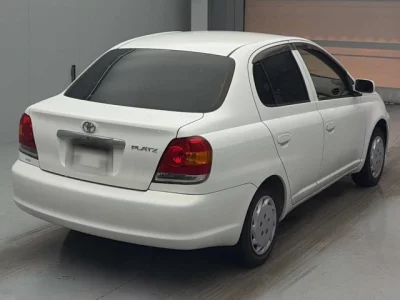 Toyota PLATZ