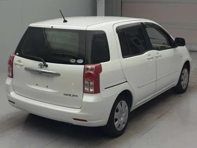 Toyota Raum