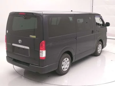 Toyota RegiusAce