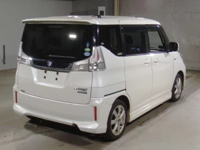 Suzuki Solio